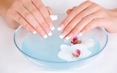 take off Acrylic Nails Using Vinegar